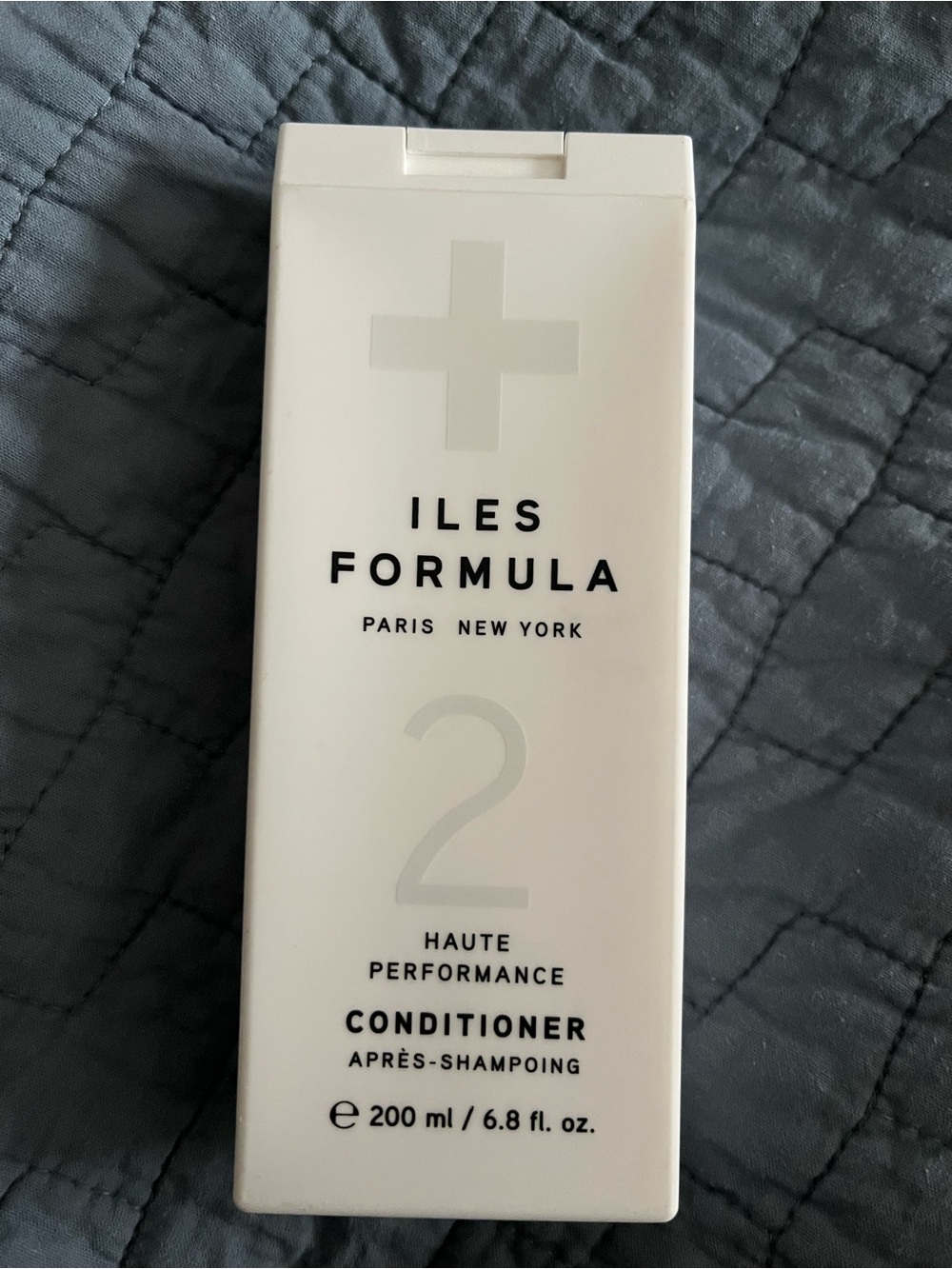 White No.2 Haute Performance Conditioner - White